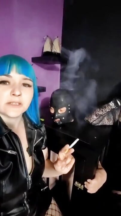 Fum / Prezervativ / Sclav fetish cu spermă / SCRUMIERĂ