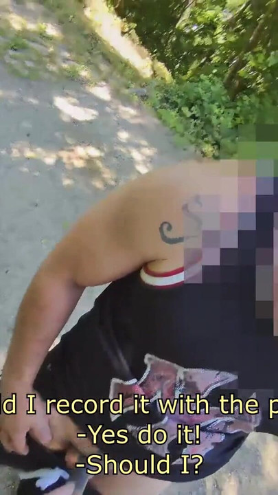 Spektakularan trenutak iz "Strejt momak Steven i ja sisamo jedno drugome u šumi i jašem ga bez kondoma"