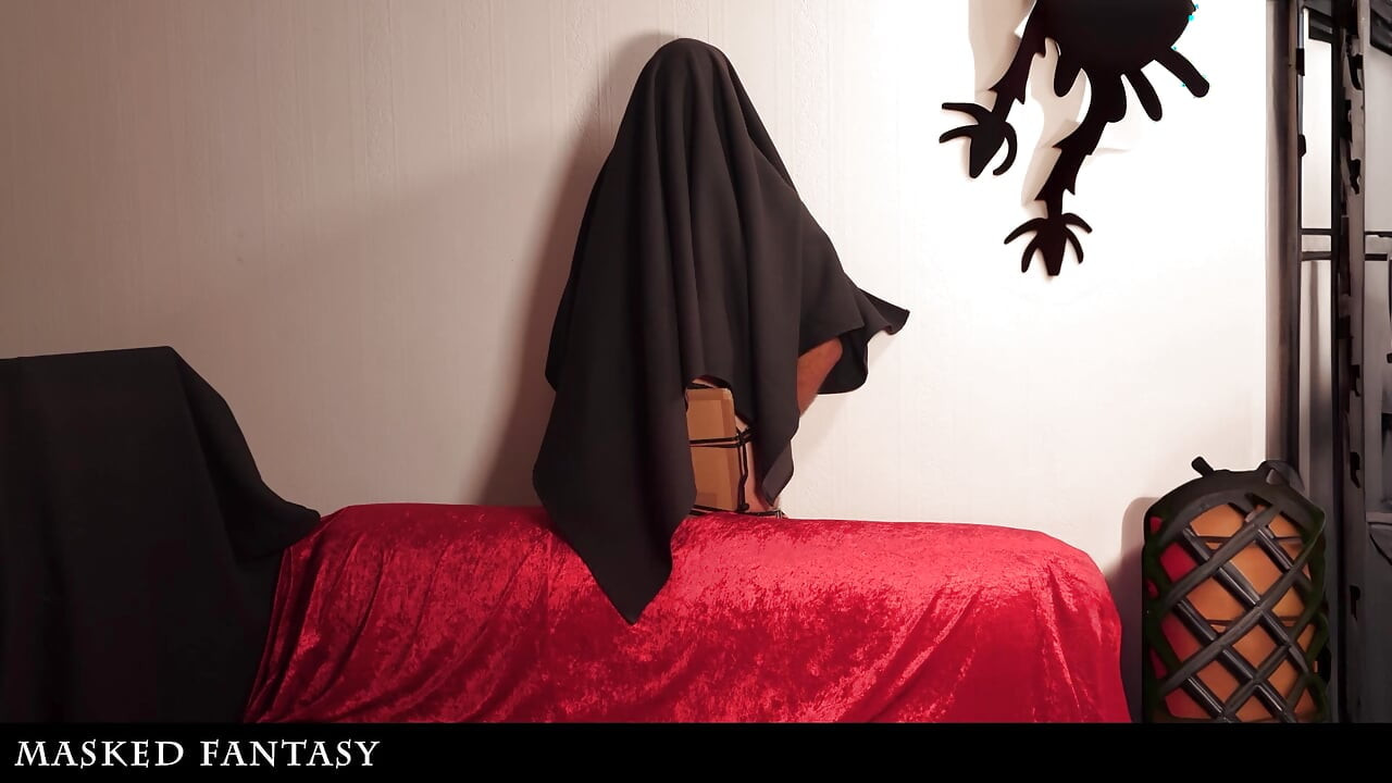 Kvinnelig slavetrening - Dag 2228 - Melke og plage en mannlig slave med postorgasmepine CBT