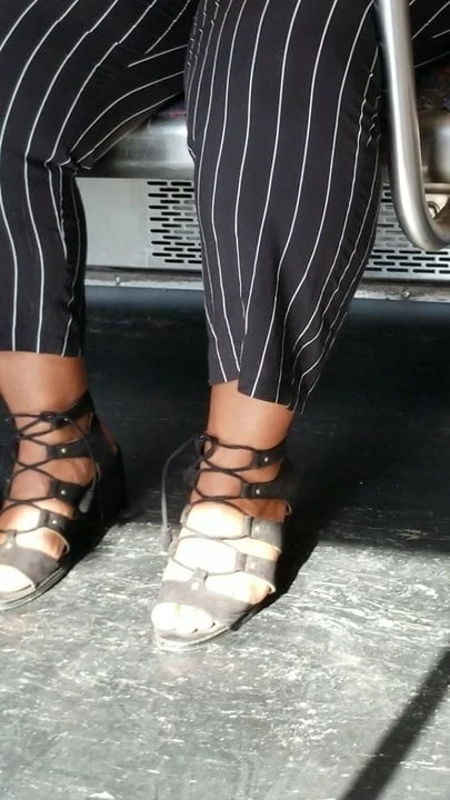 Black toes and heels 2