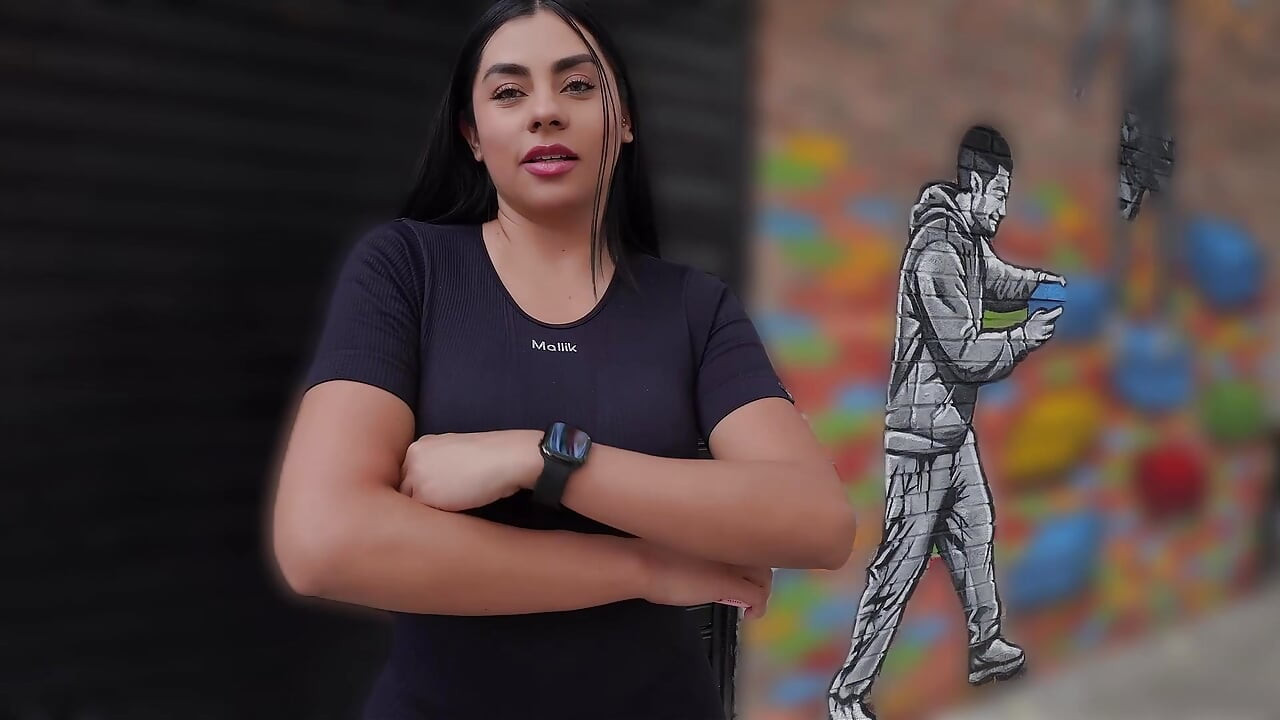 Ich erfülle meine Wette durch einen Verkäufer von jungfräulicher Empanada