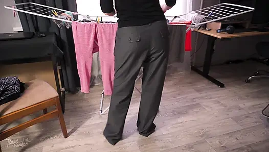 У жены свалились штаны, фетиш позора