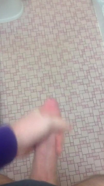Huge cumshot after edging