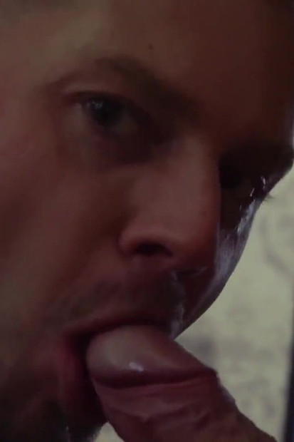 Chúc mừng sinh nhật Mars! Vì vậy, lấy bánh tinh trùng!