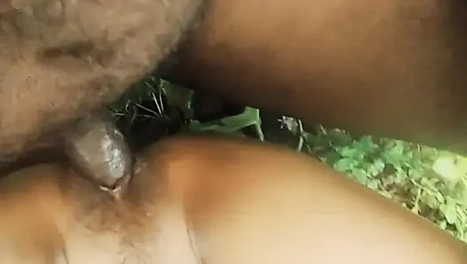 Sister-in-law ko aaj maine jungle mein le ja ke uski tight burr ko bahut maze se chudai kiya