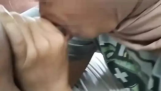 Disepong Minokiiko Kakak Tiriku yang berhijab sampai crot di muka