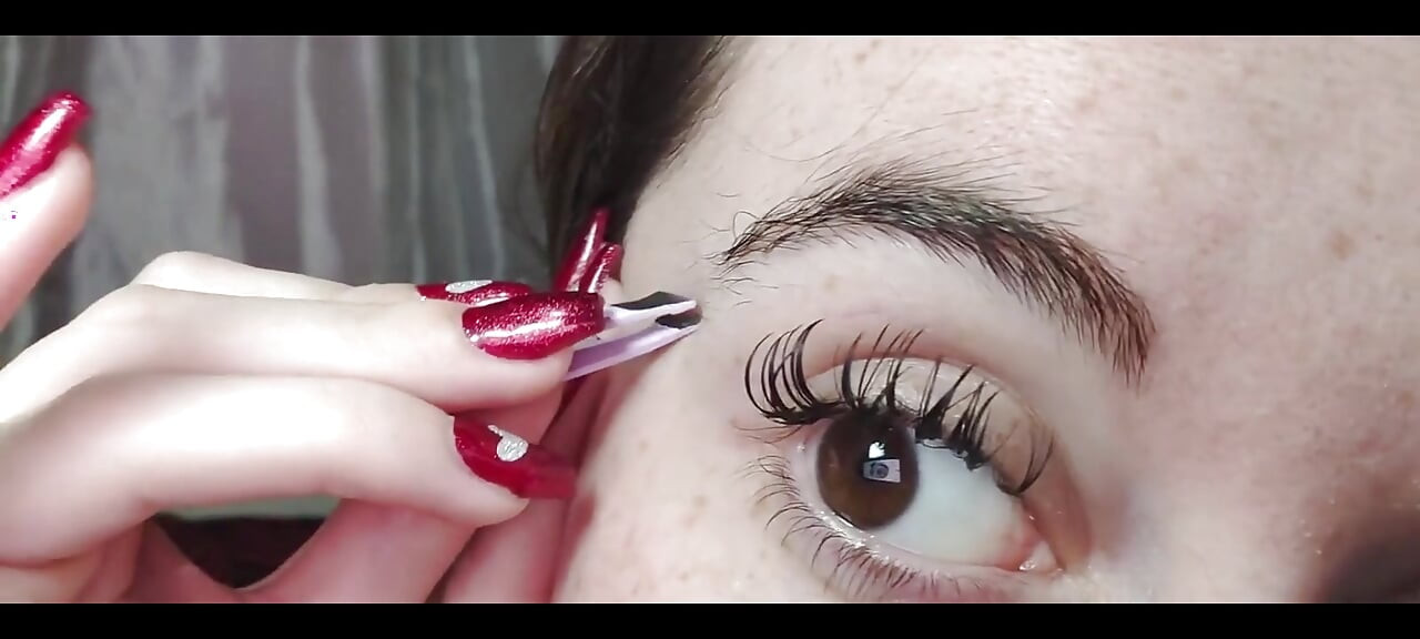 Tweezing My Eyebrows Close up