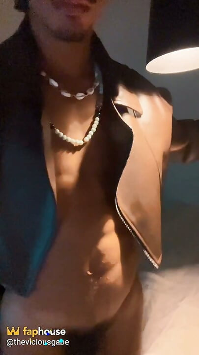 Showing off the Body with Clothes I Made