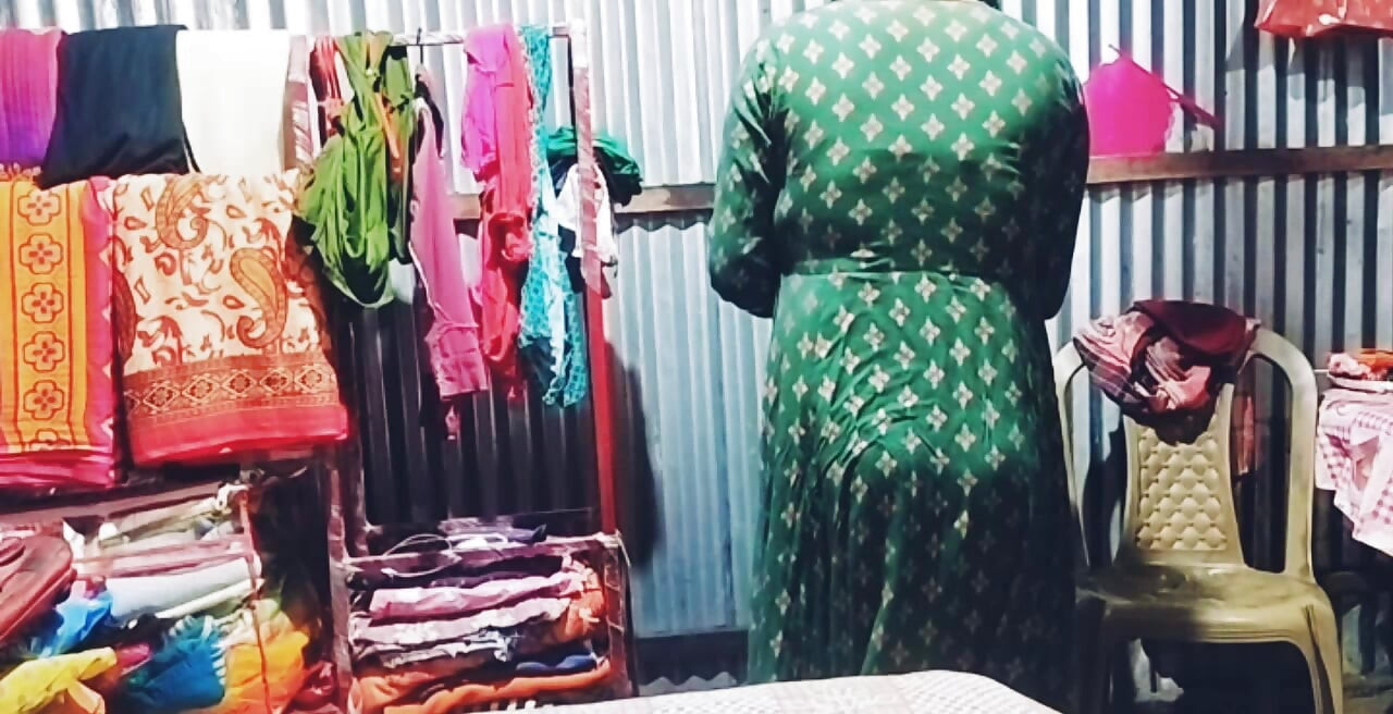 Hardcore Fuck with green suit collage girl with Big Tits in room.