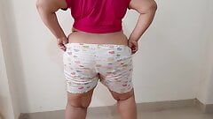 Cachonda culona bhabhi en su lindo camisón corto ... parte 1