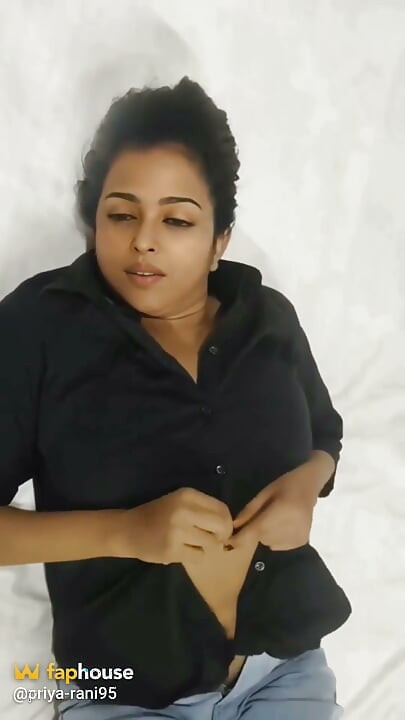 S-235. Bhabhi Fucking in Hotel