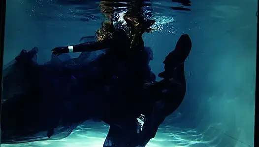 Underwater shooting - full backstage