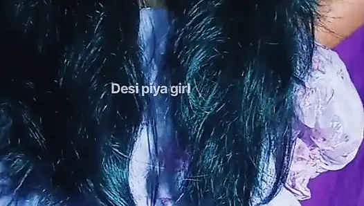 Gaun pendek piya gadis desi