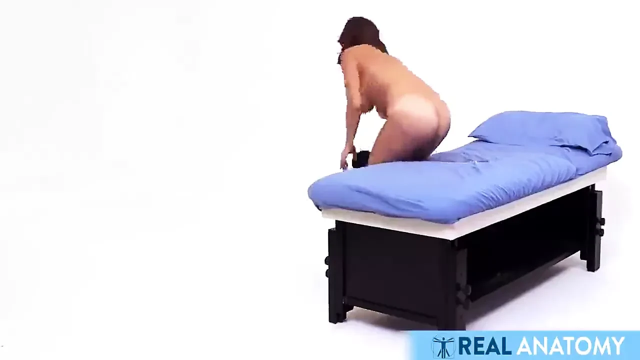 Vere donne sexy anatomia vaginale per studentessa di scienze