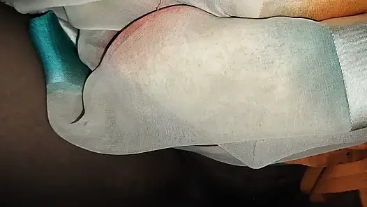 Hintli köylü kadın desi tarzı sikişiyor