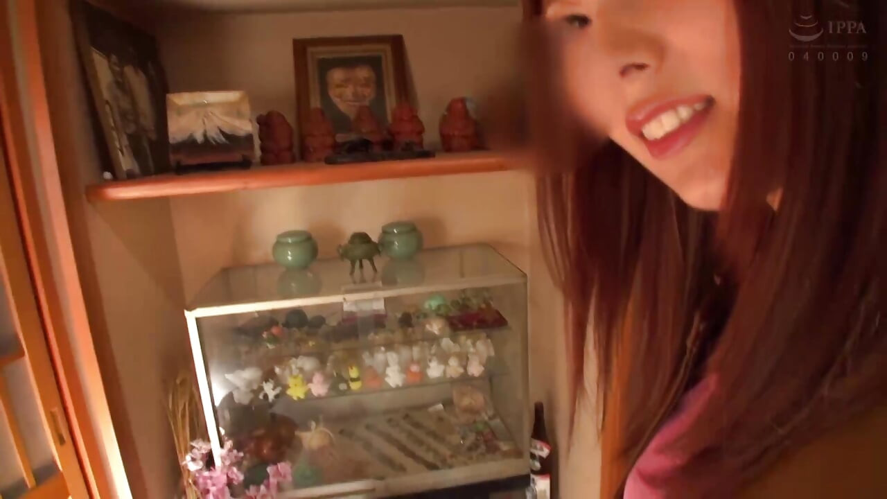 ビデオ配信会社「セイラ」による自撮り投稿 - さまざまな温泉を訪れる旅