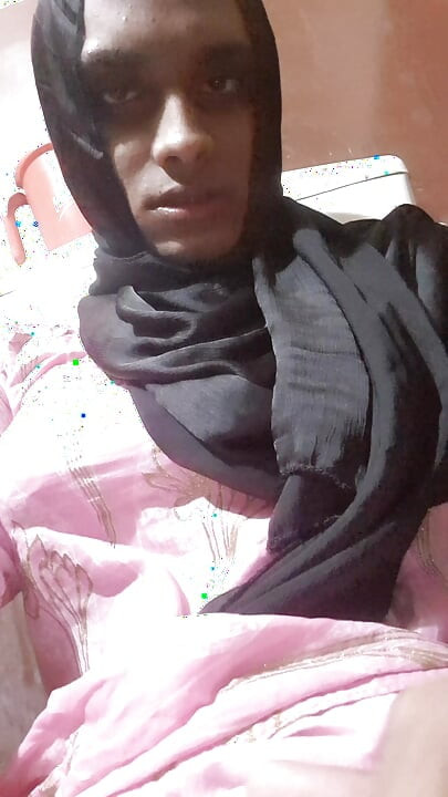 Masterbasi crossdresser waria desi