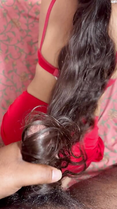 Sexo sexy de pelo largo con follada anal y coño duro con sexy Sonam Bhabhi en video completo
