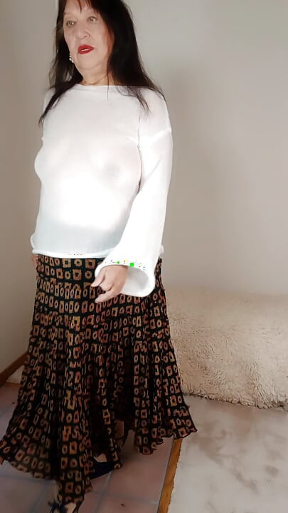 Sharing Live O.f. Video. This Time It Was More Difficult Inserting My Dildo in My Butthole.