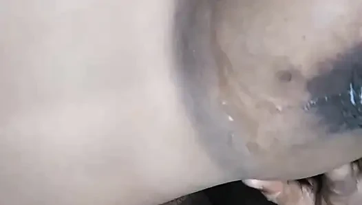 Yeni evli tatminsiz yenge ıslak amcığı parmaklıyor orgazm mastürbasyonu