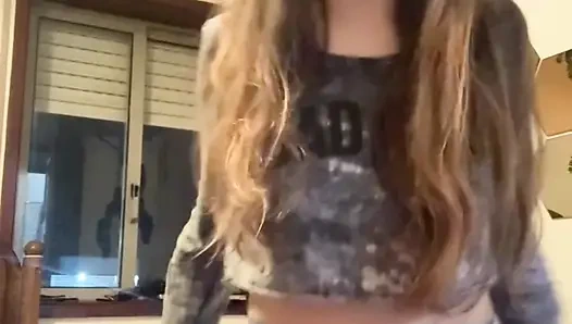 Freche freundin videoanruf - necken in den boxer meines freundes (spanische subs)