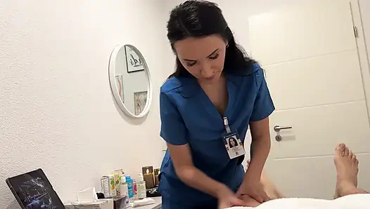 My Stepmom The Masseuse Fixed My Knees - With Her Mouth