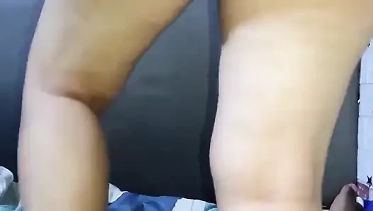 Sadist üvey oğul amımı dölle dolduruyor. gerçek ev yapımı seks