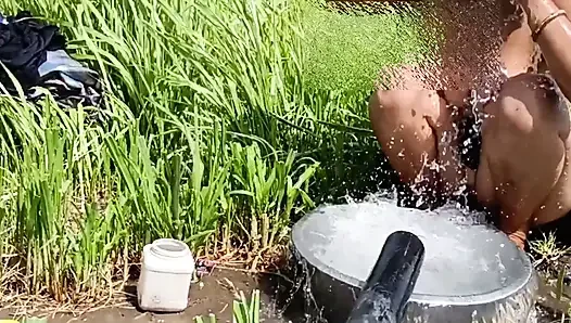 The desi stepsister of the village is bathing openly in the open field, bathing naked in the forest, brother-in-law is secretly watching the beautiful Bhabh.