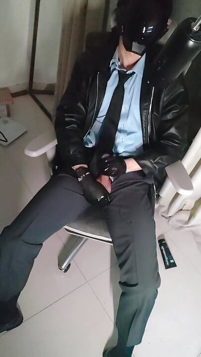 Plot - ASMR class at school