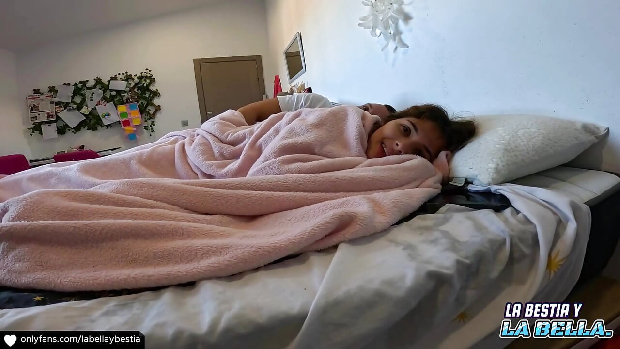 I Go From Watching Netflix with My Stepbrother to Fucking Hard and Delicious with Cum on Buttocks Ho