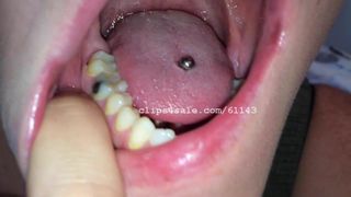 Fetysz na ustach - wideo w ustach MJ 1