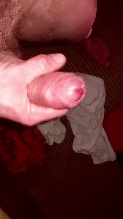 BWC Standing wank with cumshot!!!