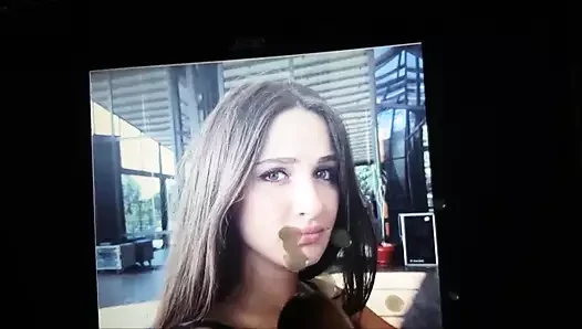 Gökçe akyıldız'da emzikli haraç