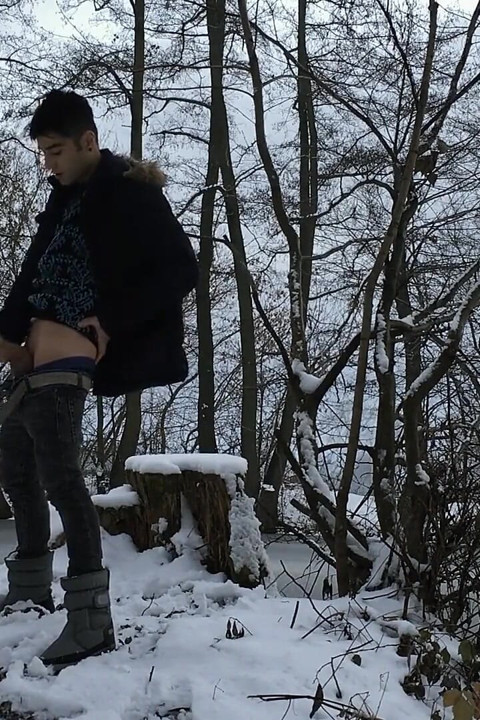 Cold Lake mastürbasyon yapıyor