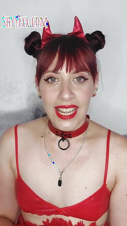 Timid, dau totul și mă comport foarte rău într-o audiție porno - joc de roluri partea 1