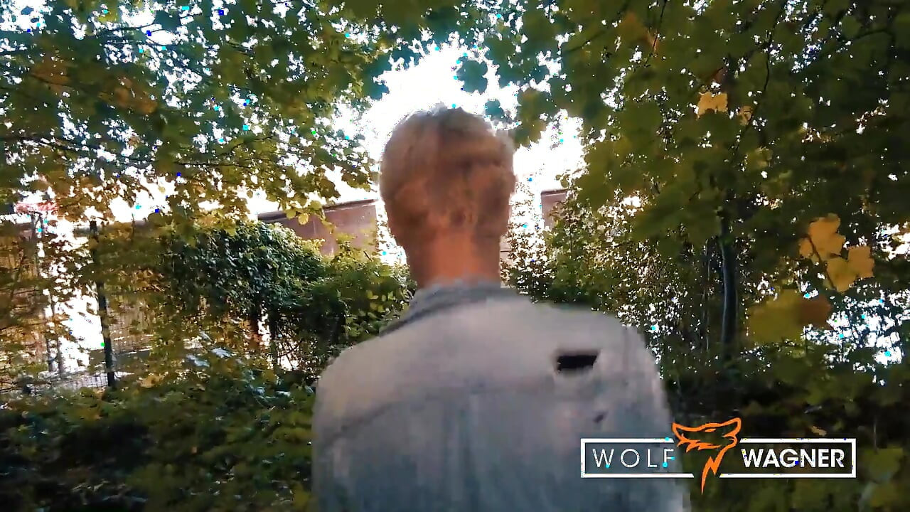 Vicky hundt si tante mesum bertato dientot habis-habisan sama kontol raksasa! Wolf Wagner