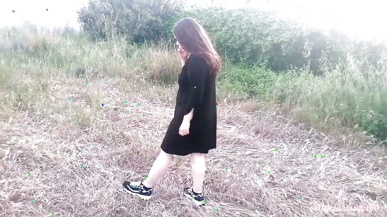 일광욕, 오줌 싸고 알몸으로 걷기
