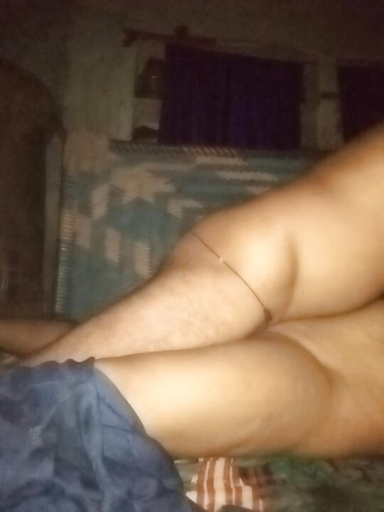 Desi bhabhi ki hard chudai chut se pani nikal diya