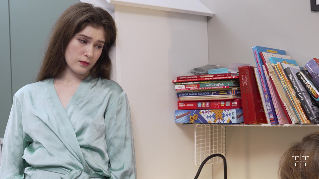 あなたはとても悪い女の子でした、ベラ!継父ティムはあなたを罰します