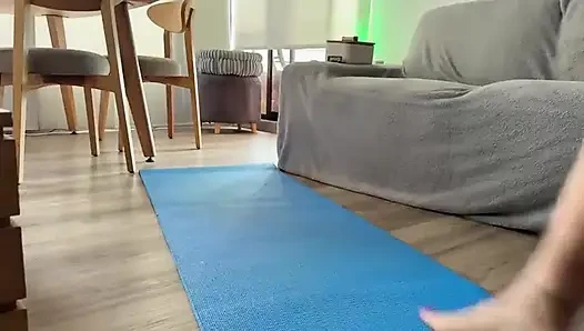 Yoga yapımı çıplak
