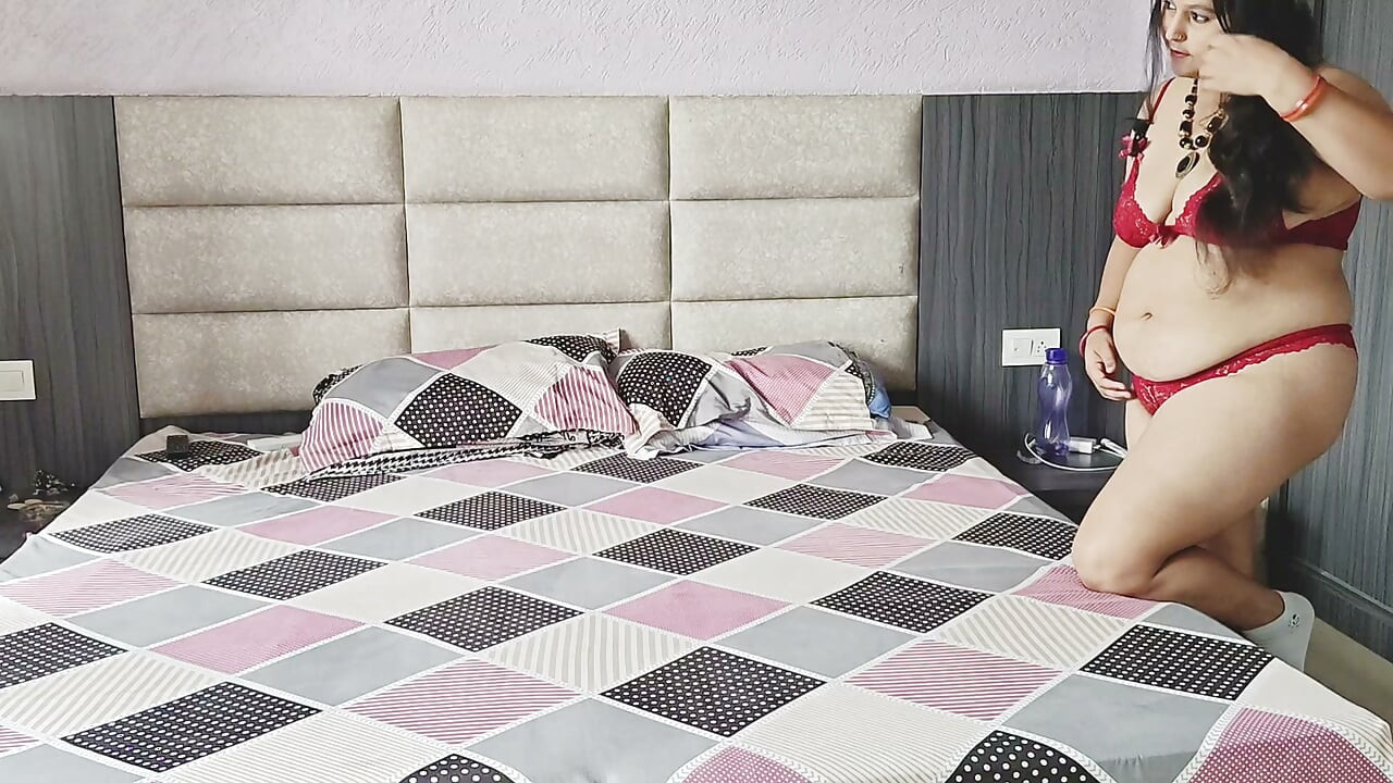 Sexe hardcore, gorge profonde, chatte rose