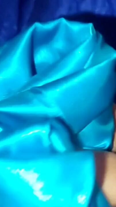 Satin silk handjob porn - Satin blue lehnga handjob of neighbour (139) | Clip 1