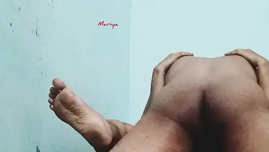 Mallu üniversite öğretmeni öğrencisiyle eğleniyor