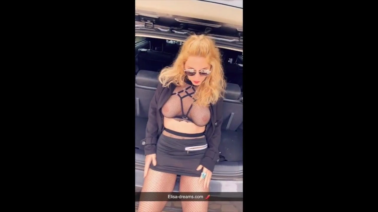 Bir sexchallenge sırasında yanıp sönen ve seks vid