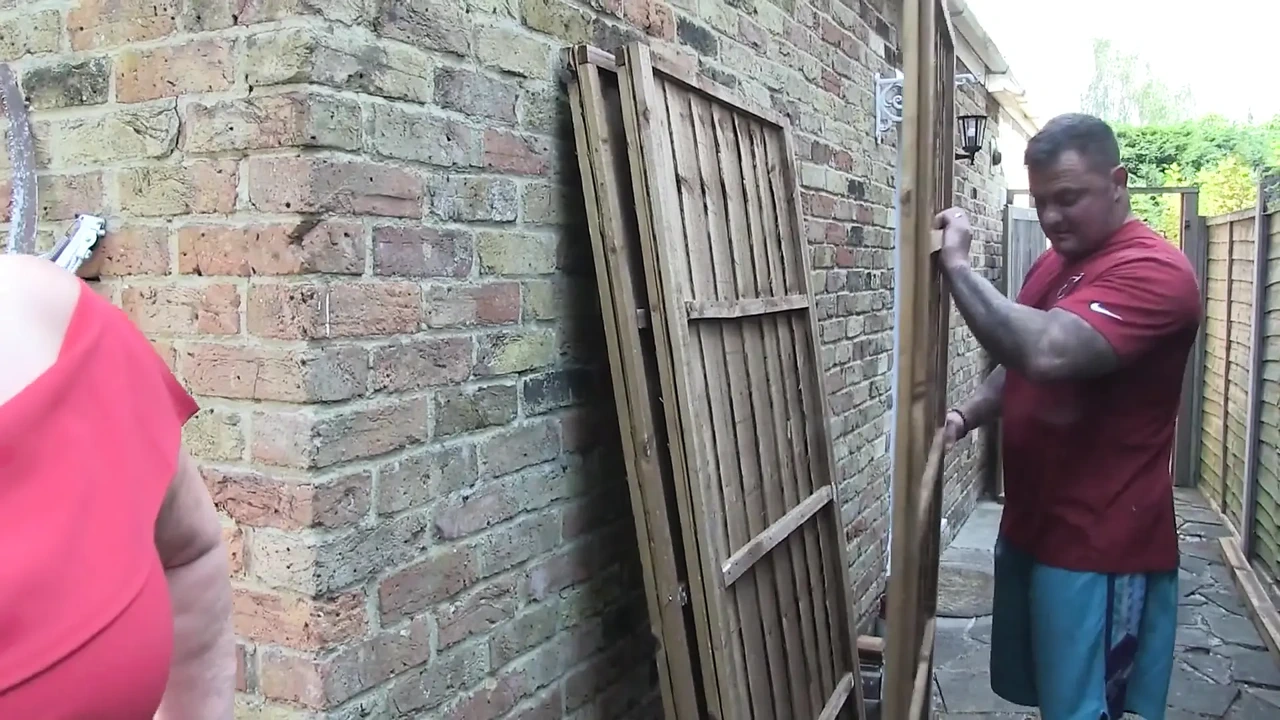 熟女Lacey Starr和朋友们