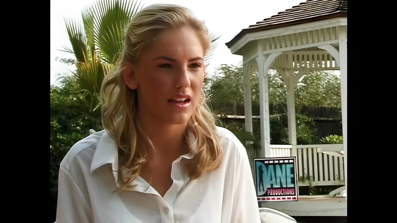 조디 록스: 먼저 내 자지를 만졌어... 그다음엔 그에게 세게 당해...