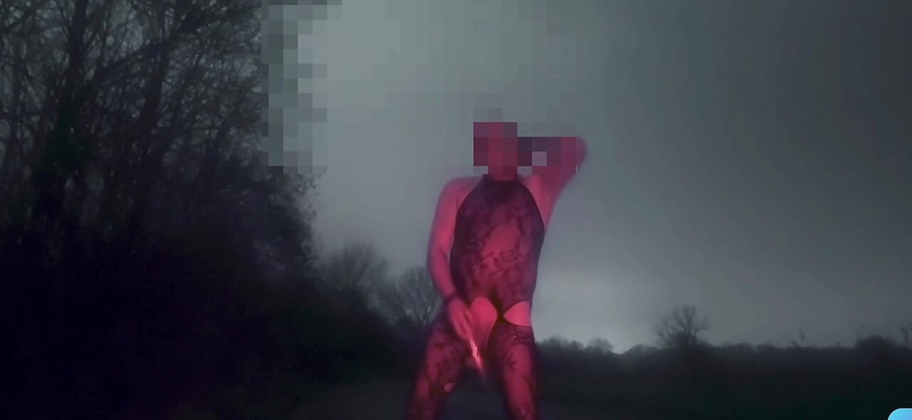 Ένα πρωτόγνωρο μείγμα του πιο επικίνδυνου δημόσιου αυνανισμού μου,