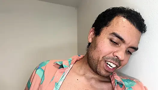 Middle Finger To Fatphobia - Cliff Media Productions