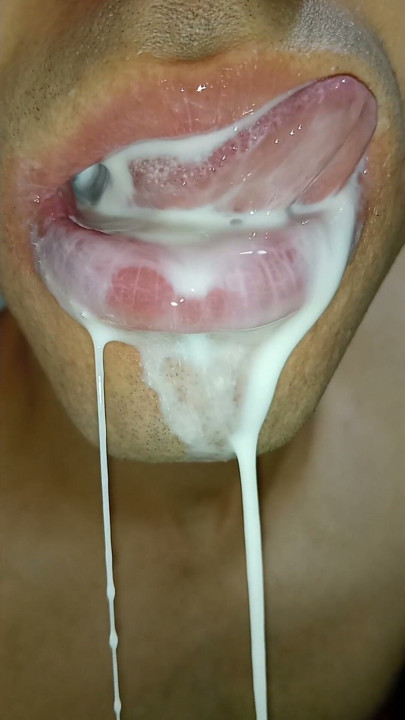 Big, wet tongue fetish | Clip 1