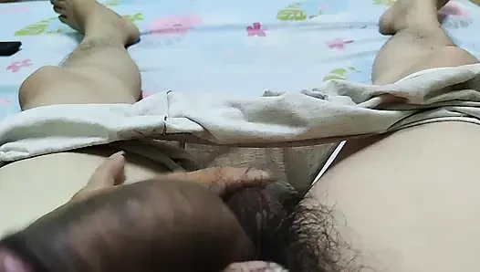 Küçük yarak mastürbasyonu